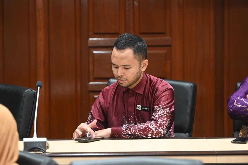 LAWATAN PENANDAARASAN EKOSISTEM KONDUSIF SEKTOR AWAM (EKSA) KOLEJ MATRIKULASI KELANTAN (KMKt) KE UNIVERSITI MALAYSIA KELANTAN (UMK)